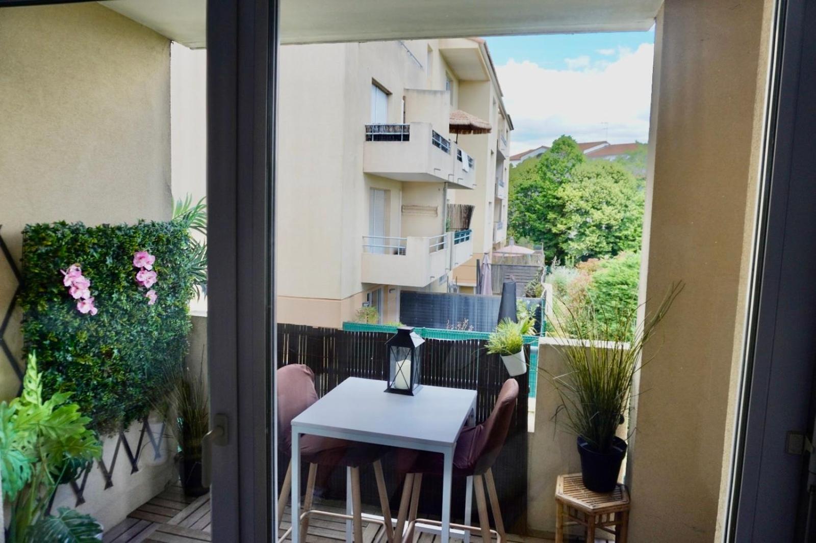 Apartmán T2 Lumineux Et Piscine Montpellier Exteriér fotografie